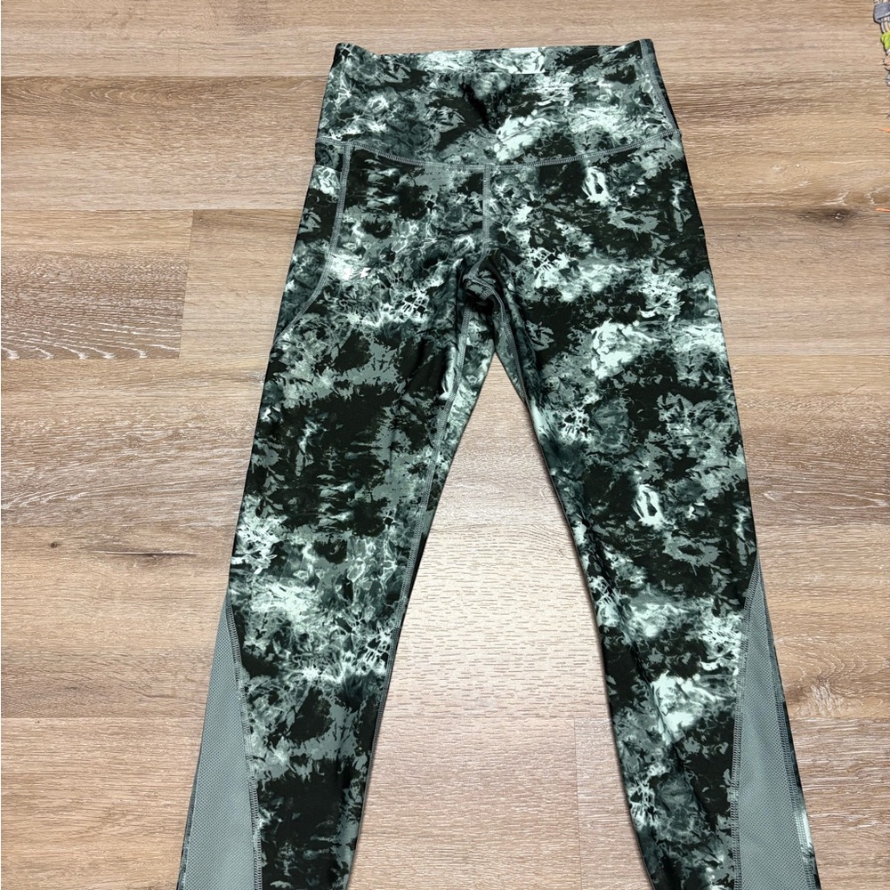 Under Armour Green and Gray Performance Leggings with Mesh Accents